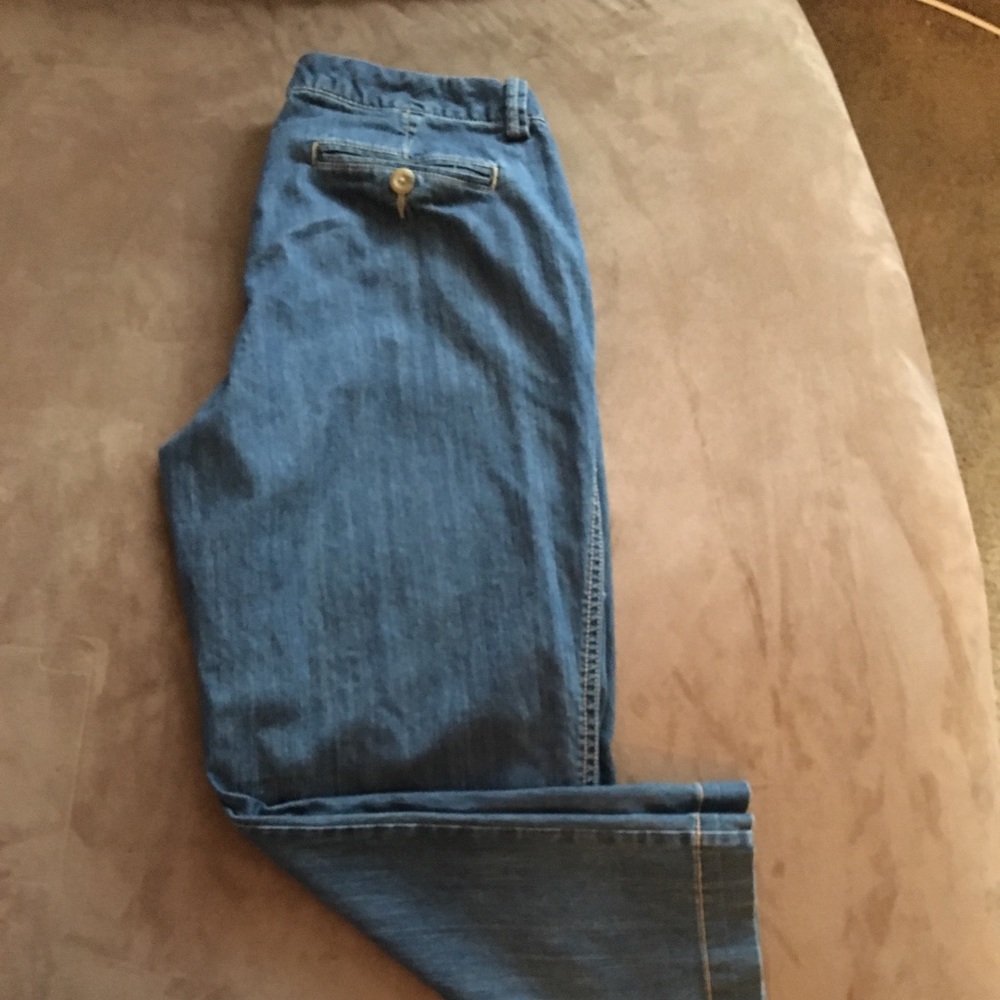 🌸Sale 3 for $10🌸 Eddie Bauer Cropped Blue Jeans